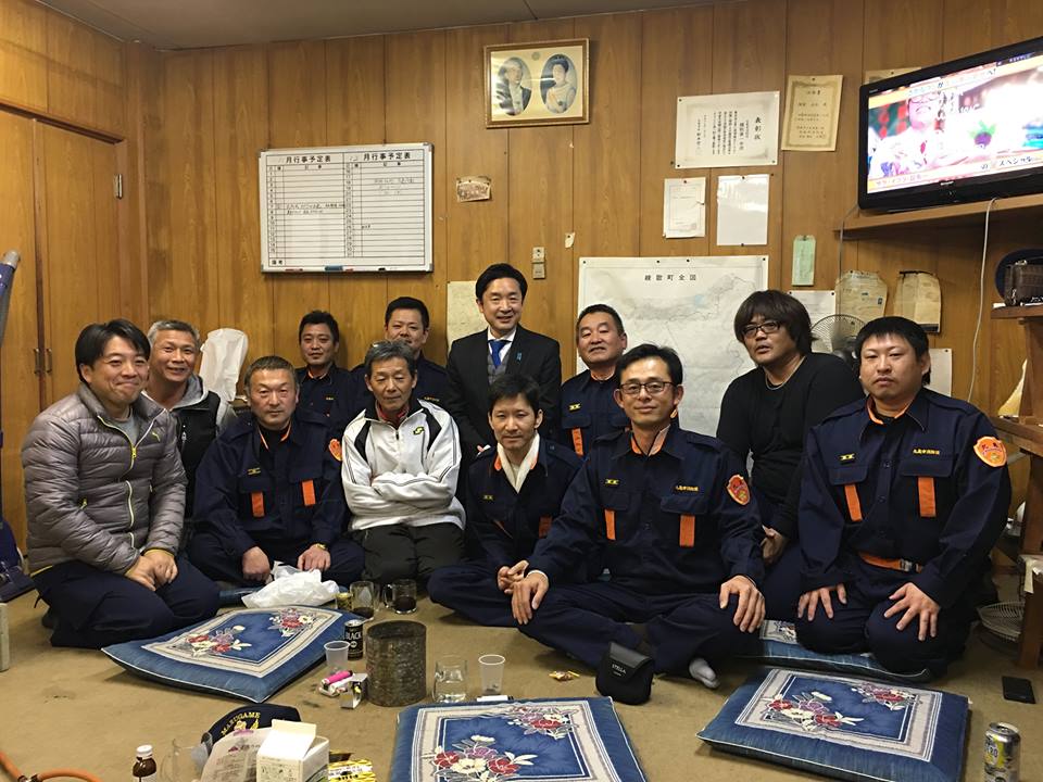 丸亀市飯山町や綾歌町の年末夜警に激励に伺いました。
